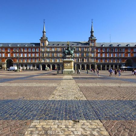 Hotel Crowne Plaza Madrid - Centre Retiro By Ihg Exterior foto