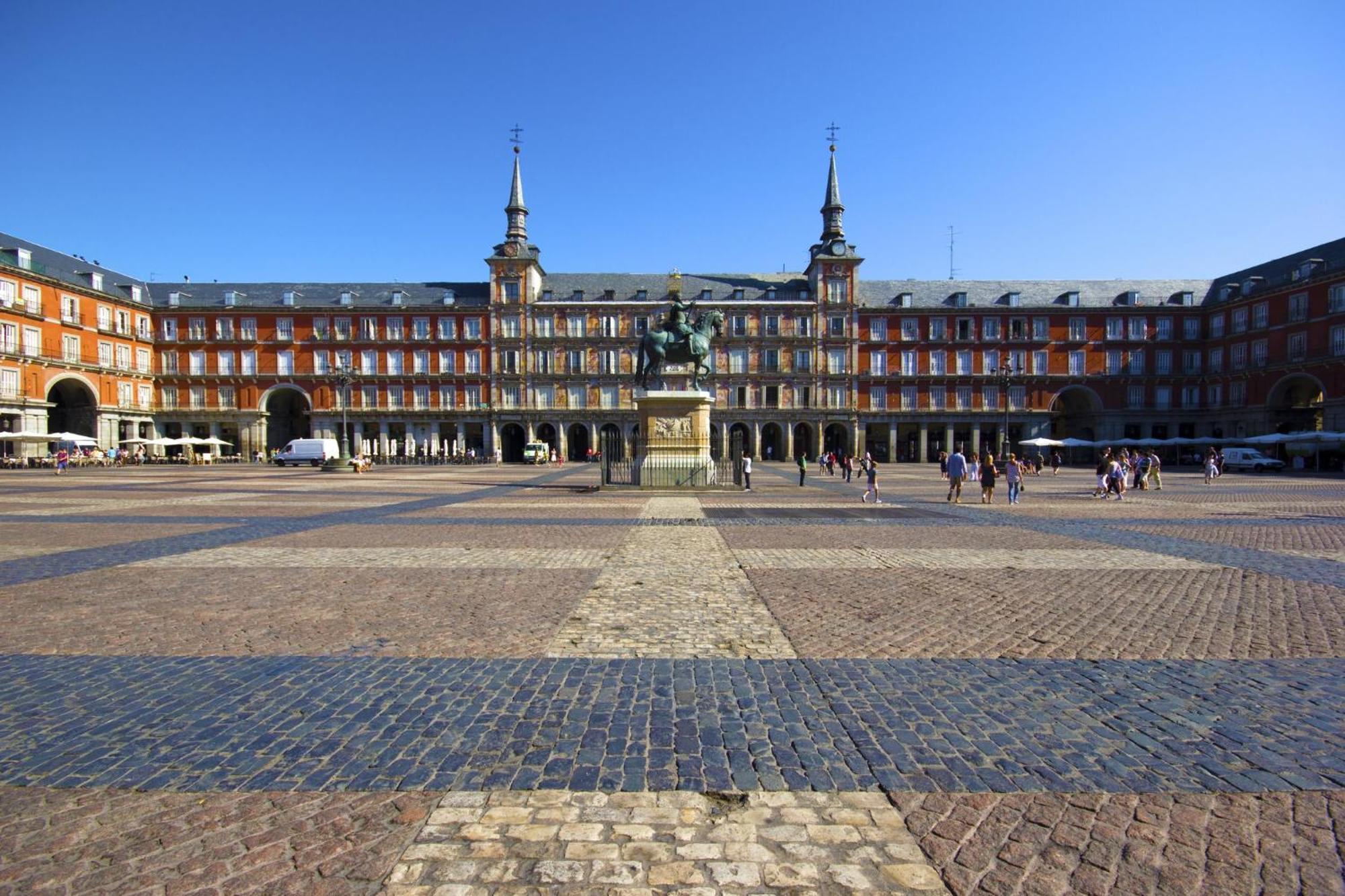 Hotel Crowne Plaza Madrid - Centre Retiro By Ihg Exterior foto